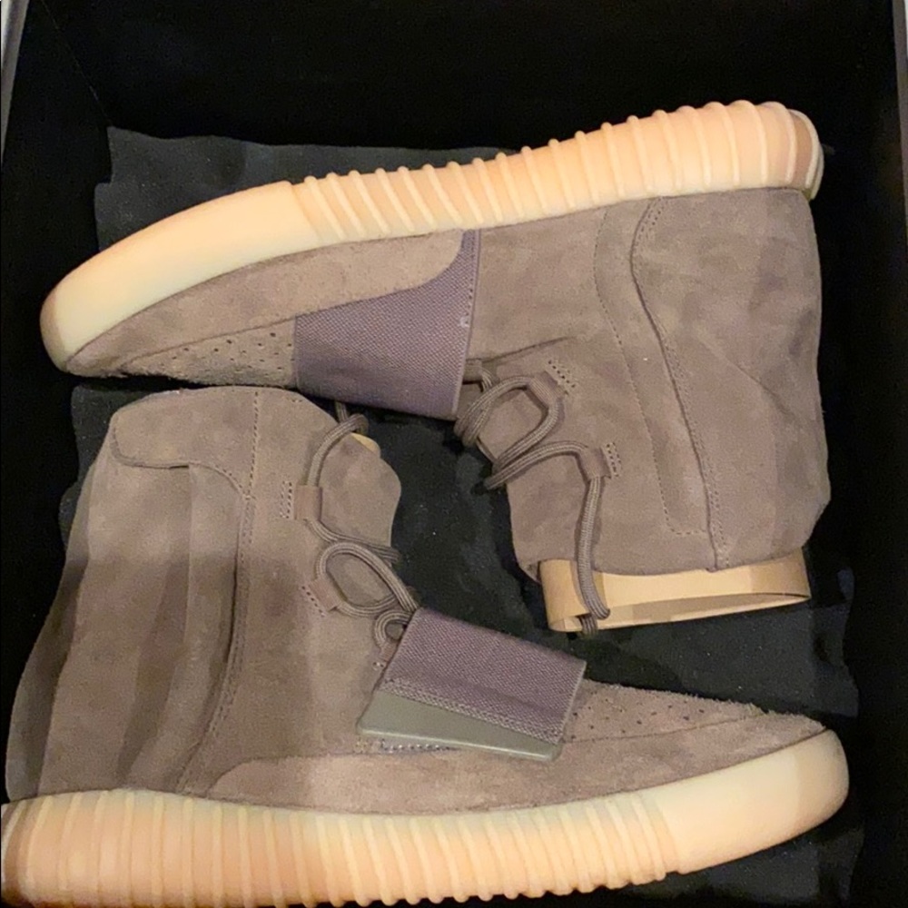 Yeezy boost 750